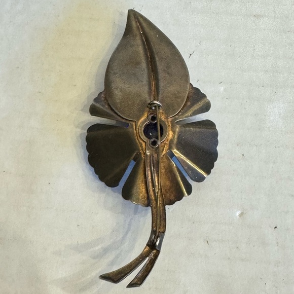 Huge antique flower blue glass crystals cabochon sterling silver brooch pin - Picture 3 of 16